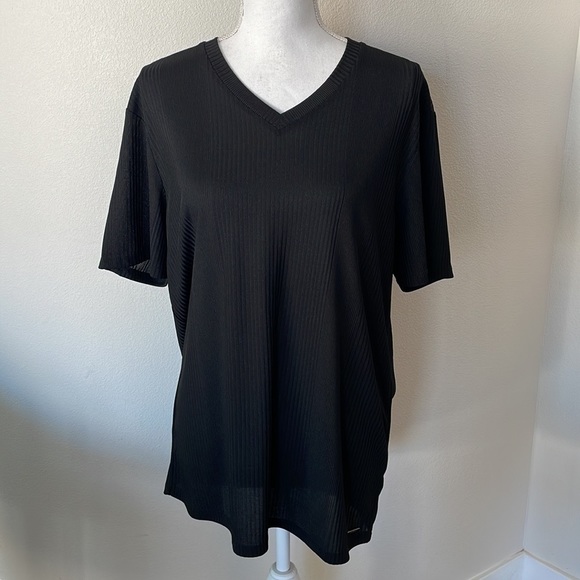 Guess Tee